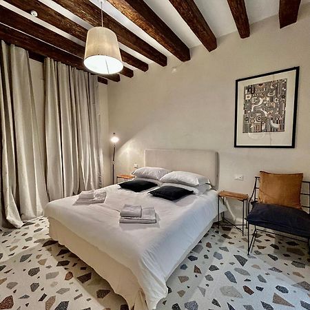 Farini Suites Wi-Fi Венеция Экстерьер фото
