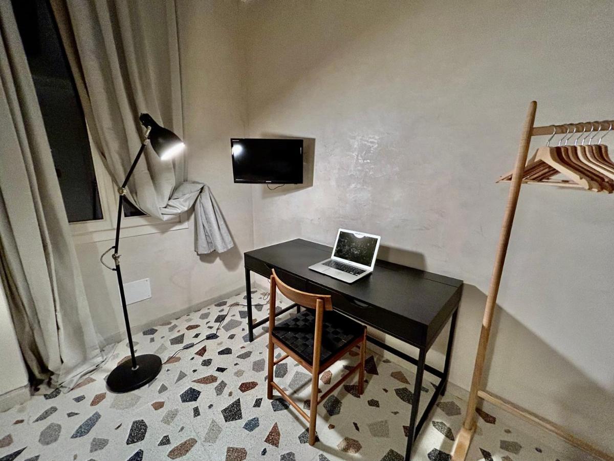 Farini Suites Wi-Fi Венеция Экстерьер фото