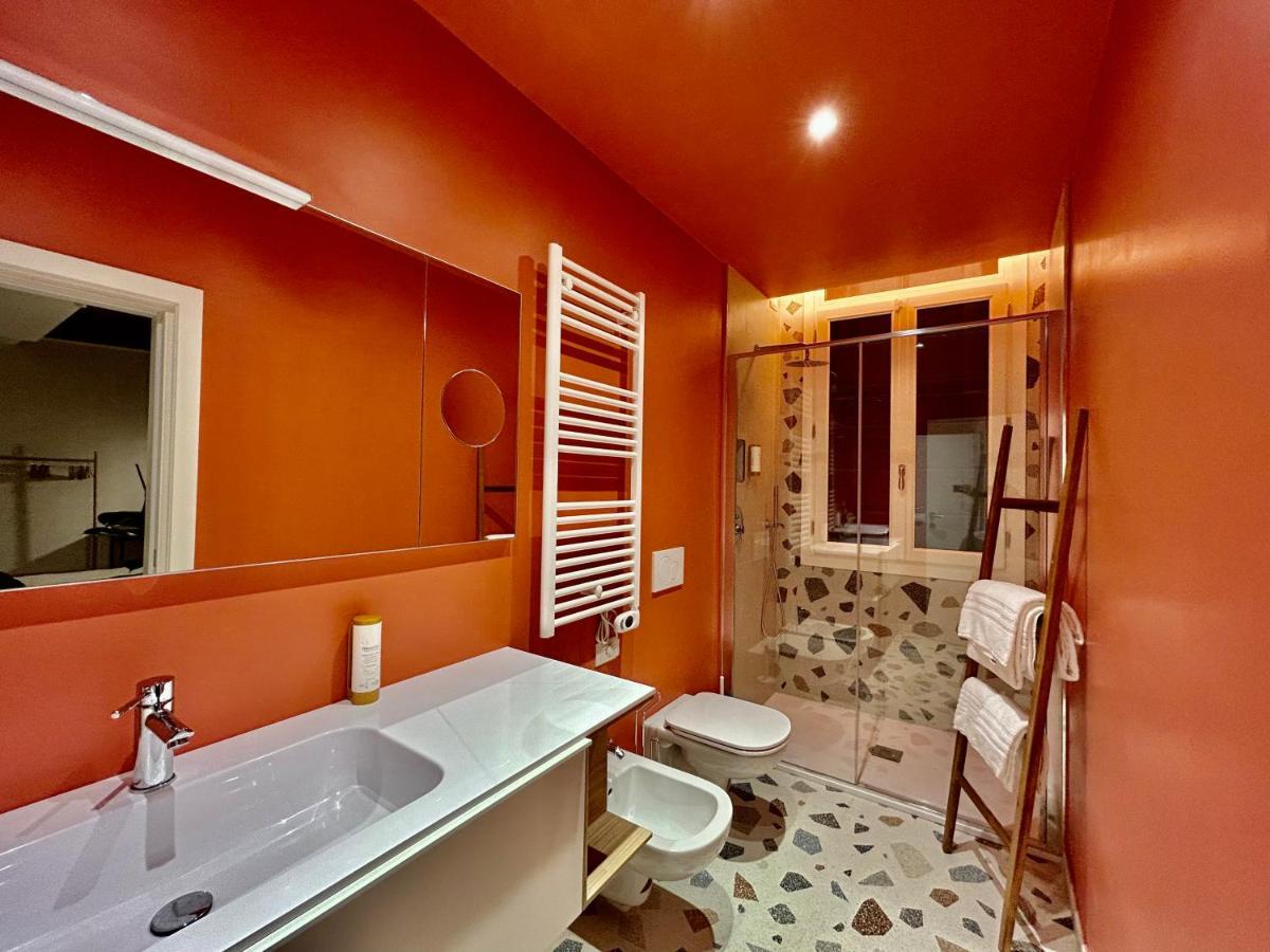 Farini Suites Wi-Fi Венеция Экстерьер фото