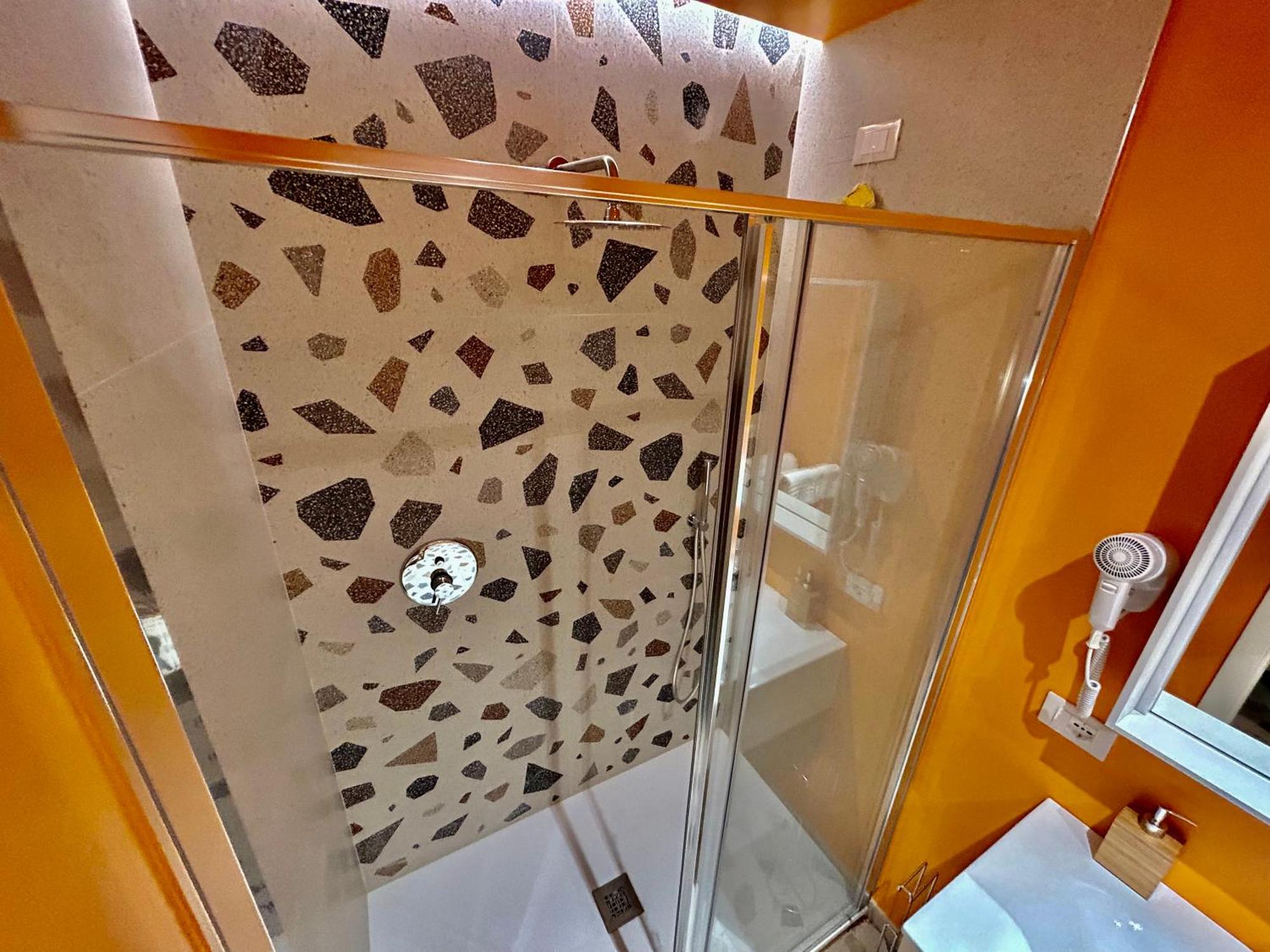 Farini Suites Wi-Fi Венеция Экстерьер фото