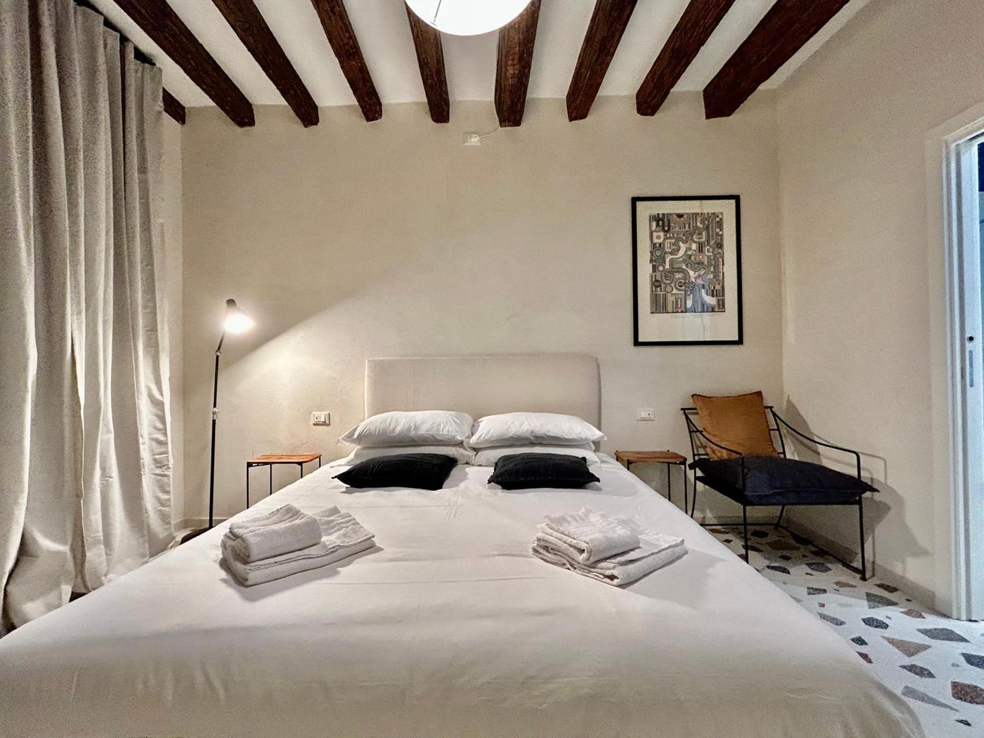 Farini Suites Wi-Fi Венеция Экстерьер фото