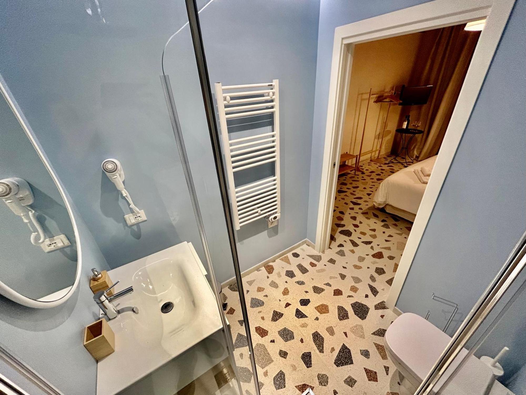 Farini Suites Wi-Fi Венеция Экстерьер фото